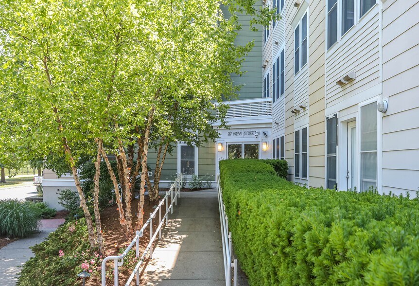 More Photos Of 87 New St, Cambridge Apartments For Sale