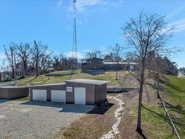 More Photos Of 9778 N US Highway 59, Nacogdoches Research And Development For Sale