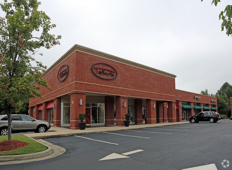 More Photos Of 1231 Eastchester Dr, High Point Unknown For Lease