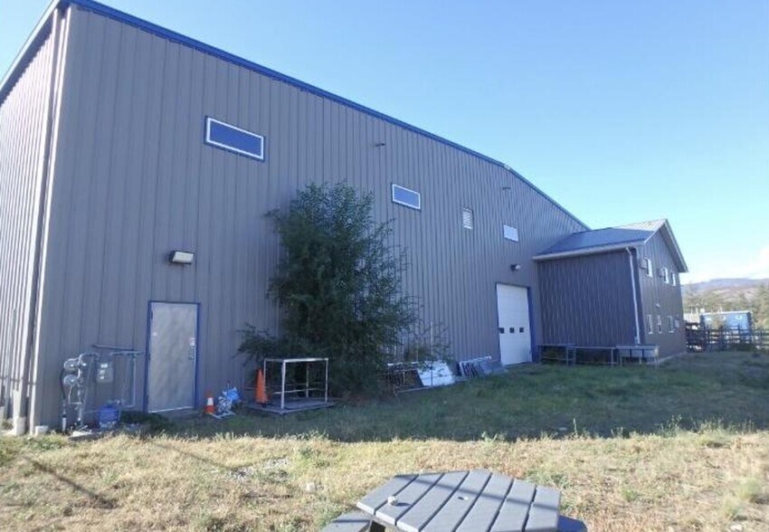 More Photos Of 270 Carion Rd, Kelowna Manufacturing For Lease