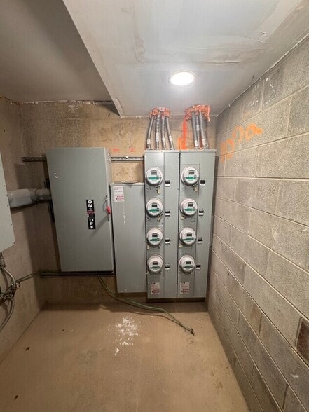 More Photos Of 170 Marcy Ave, Brooklyn Apartments For Lease