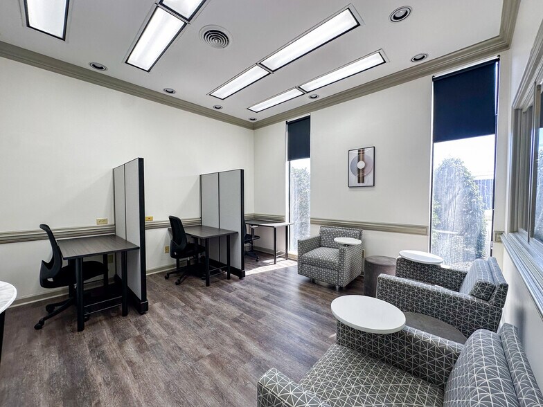 More Photos Of 3000-3002 Bob Wallace Ave SW, Huntsville Light Distribution For Sale