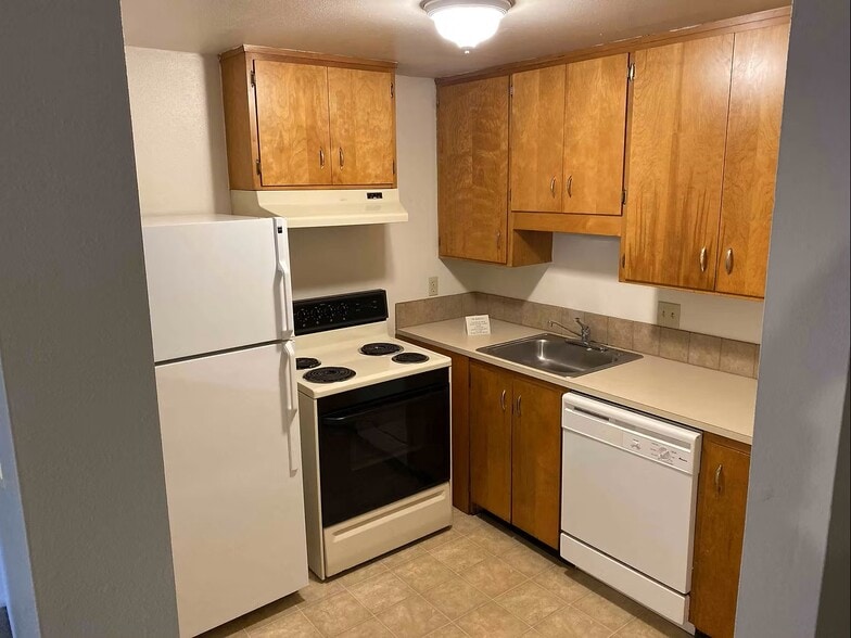 More Photos Of 804 NE 2nd St, Corvallis Apartments For Sale