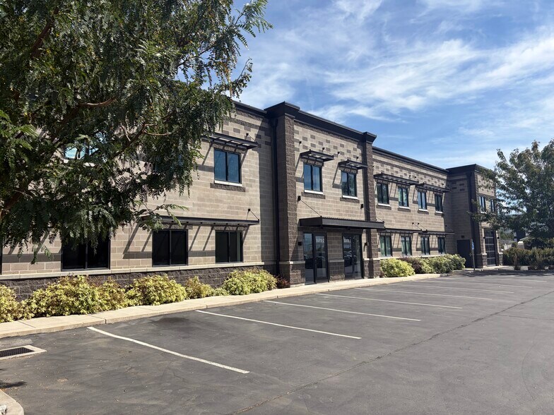 Primary Photo Of 740 W 500 S, West Bountiful Light Distribution For Lease