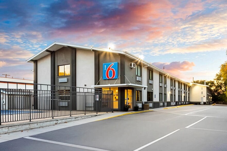 More Photos Of 1455 Washington Blvd, Ogden Hotel For Sale