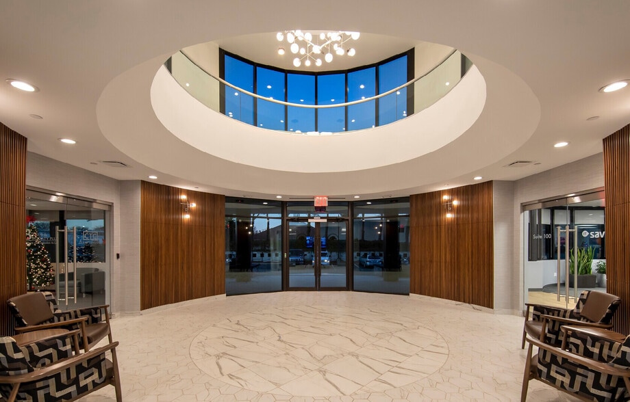 More Photos Of 4250 Veterans Memorial Hwy, Holbrook Office For Lease