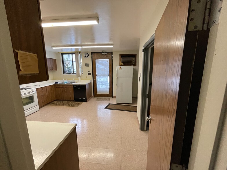 More Photos Of 232 S Home Ave, Pittsburgh Specialty For Sale