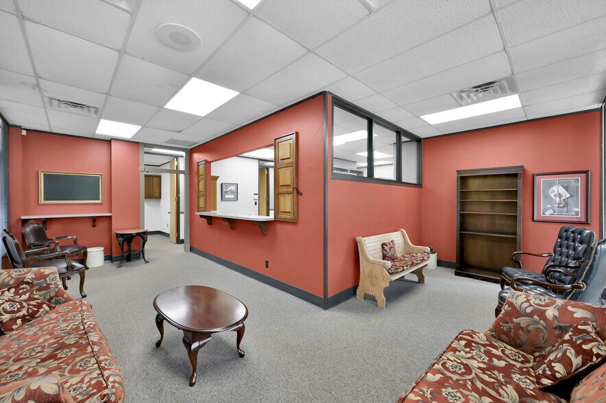 More Photos Of 1380 Stonehollow Dr, Humble Medical For Lease