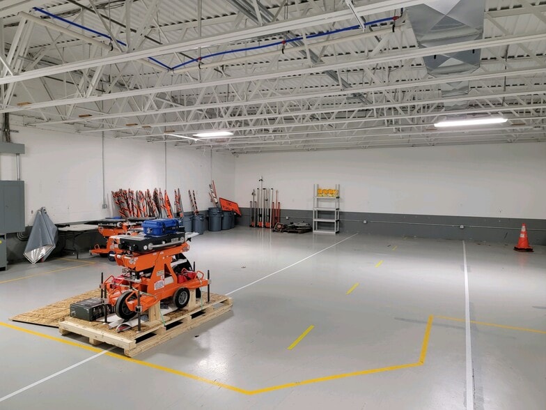 More Photos Of 58-60 S Jefferson Rd, Whippany Warehouse For Lease