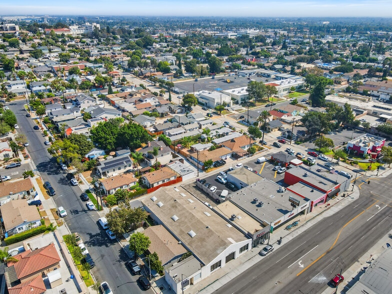 More Photos Of 3909-3917 E Anaheim St, Long Beach Storefront For Lease