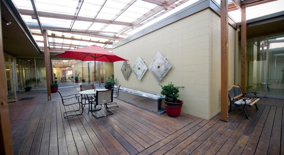 More Photos Of 2409 Merced St, Fresno Medical For Lease