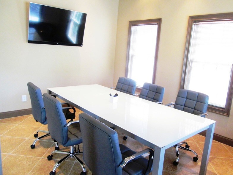 More Photos Of 4485 Tench Rd, Suwanee Office For Sale