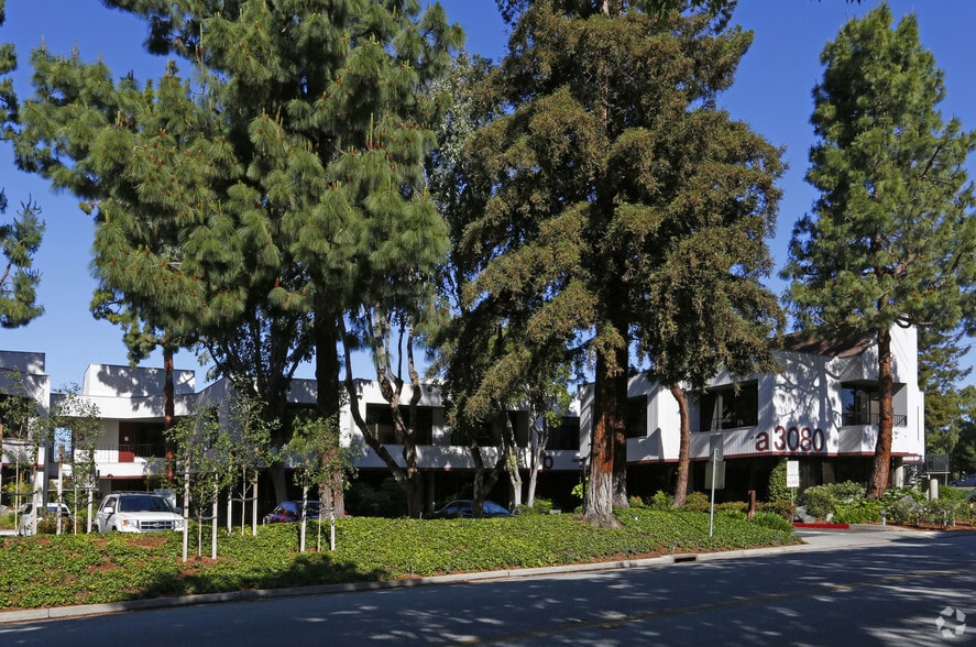 More Photos Of 3080 Olcott St, Santa Clara Office For Lease