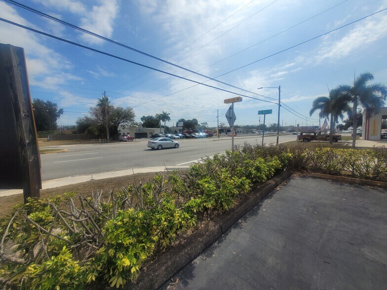 More Photos Of 9200 66th St, Pinellas Park Freestanding For Sale