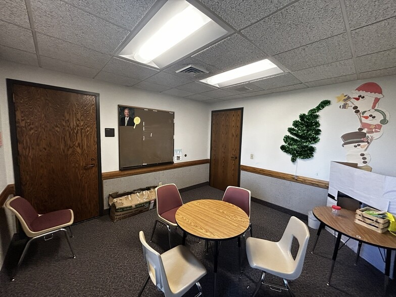 More Photos Of 18425 Ingomar st, Reseda Religious Facility For Sale