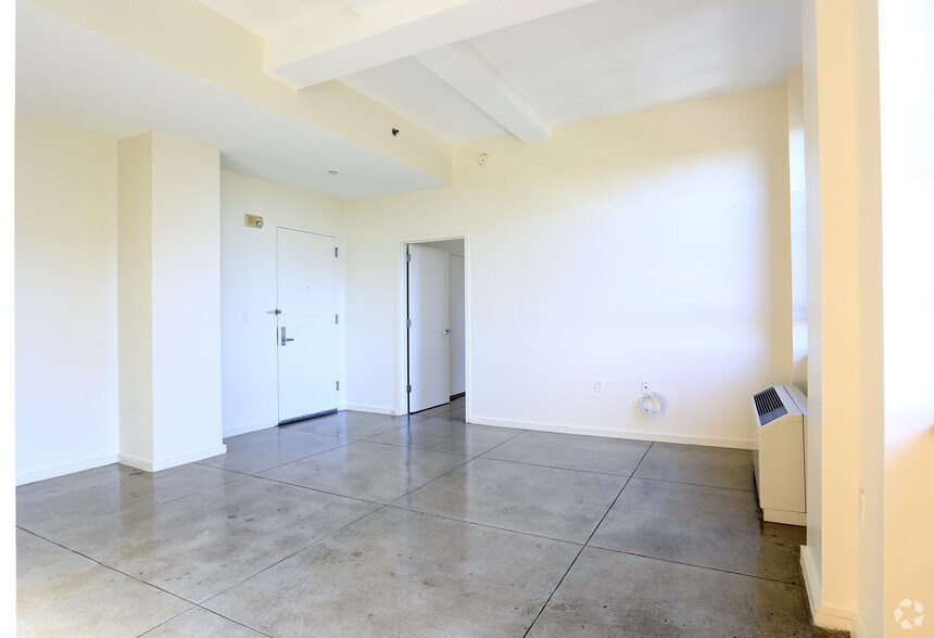 More Photos Of 955 Main St, Bridgeport Apartments For Lease