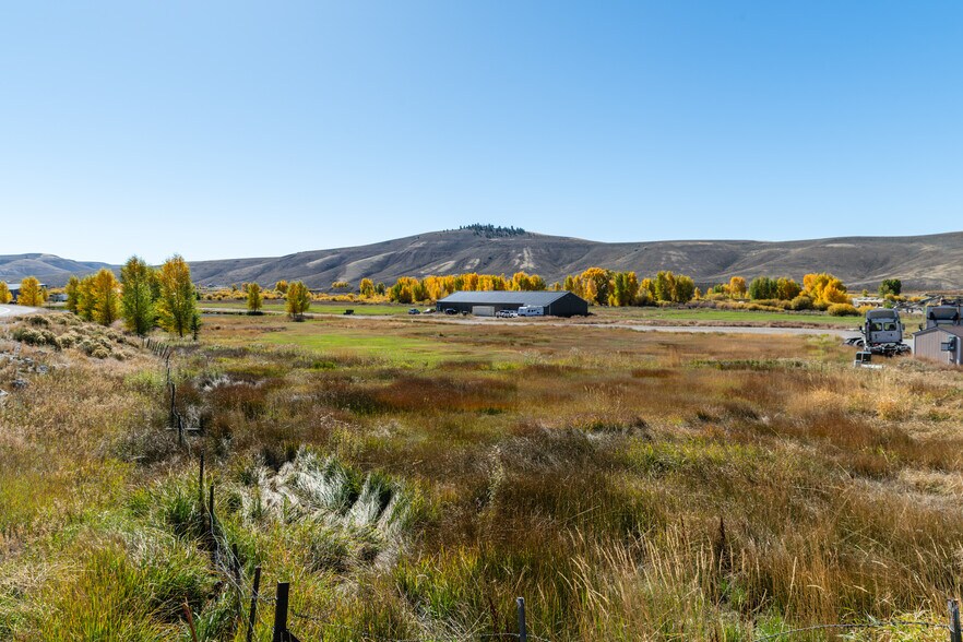 More Photos Of 301 Griffing Rd, Gunnison Land For Sale