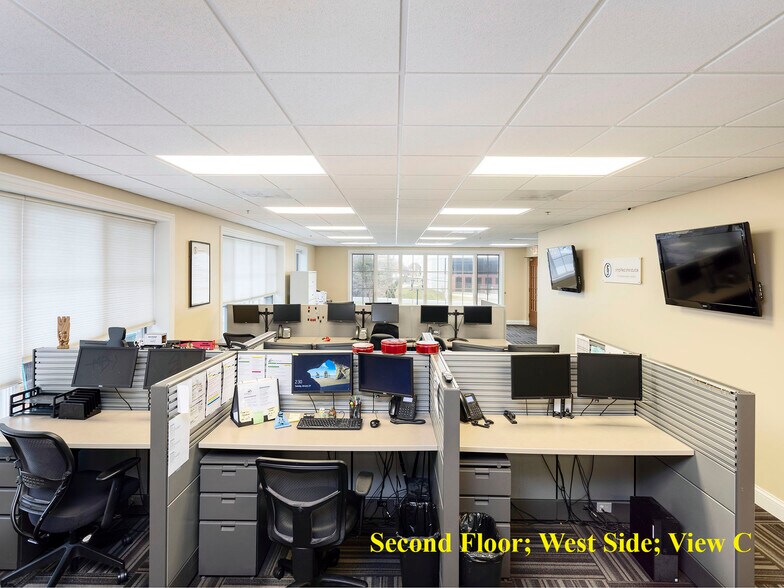 More Photos Of 739 North Ave, Glendale Heights Loft Creative Space For Lease