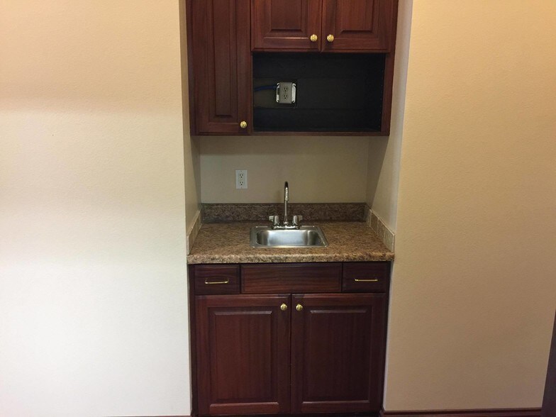 More Photos Of 5987 W State St, Boise Office For Lease