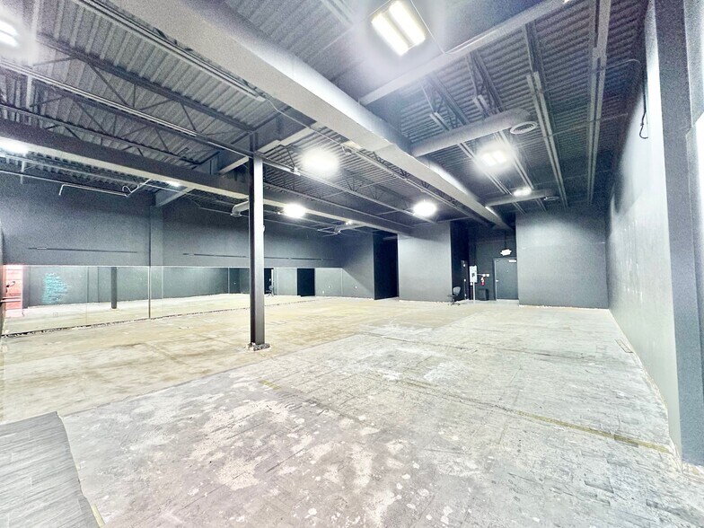 More Photos Of 5168-5198 E 81st Ave, Merrillville Unknown For Lease