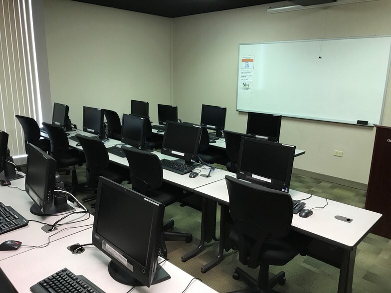More Photos Of 8030 Arrowridge Blvd, Charlotte Office For Sale