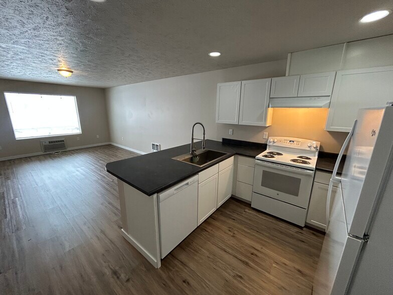 More Photos Of , Cheney Multifamily For Sale