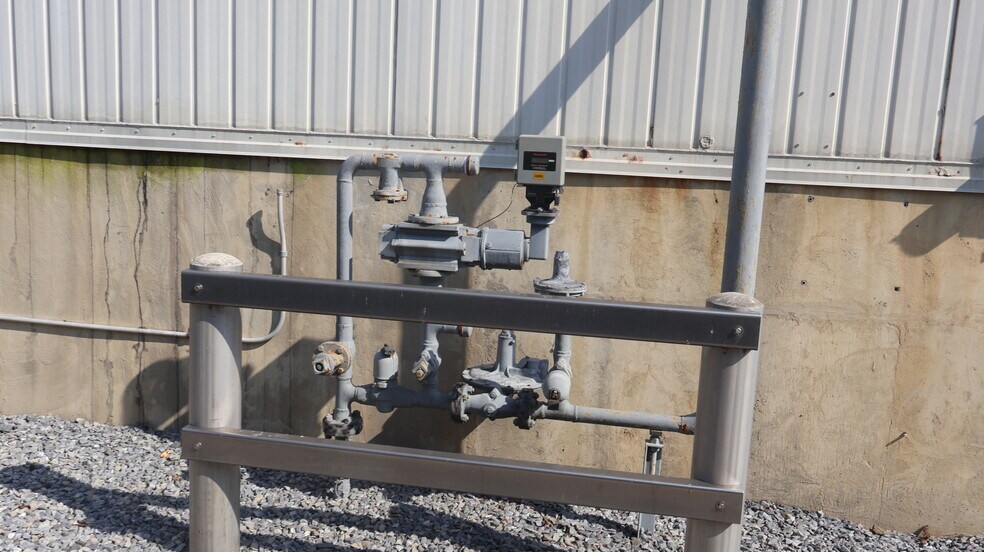 More Photos Of 520 Carroll St, Reading Food Processing For Sale