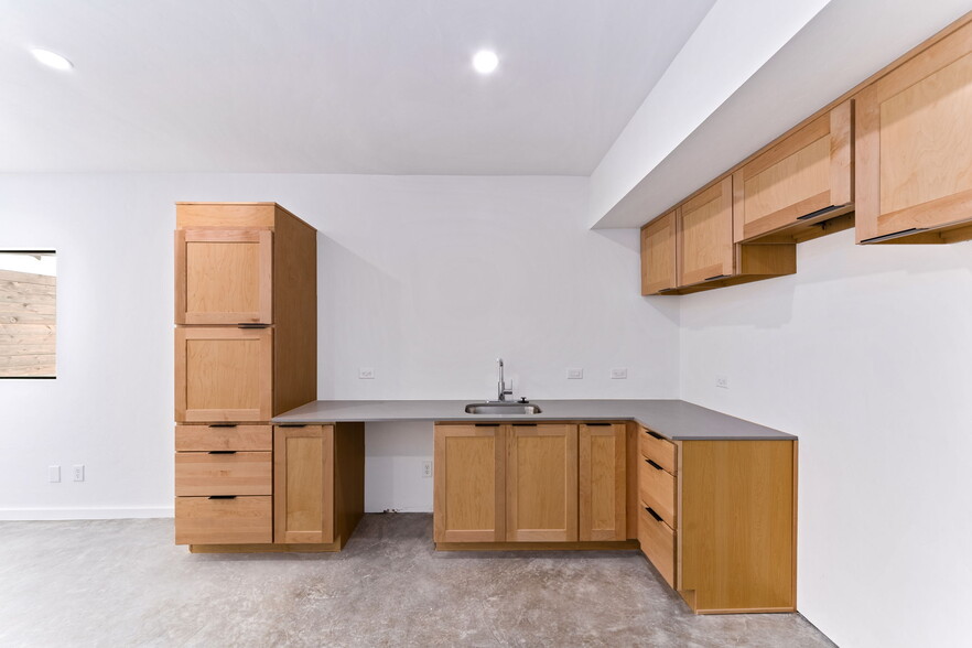 More Photos Of 21 Lalo Way, Tucson Multifamily For Sale