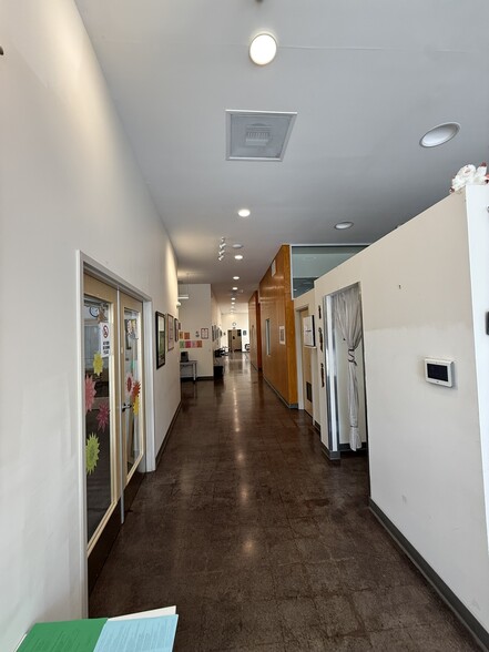 More Photos Of 1909 University Ave, Berkeley Storefront For Sale