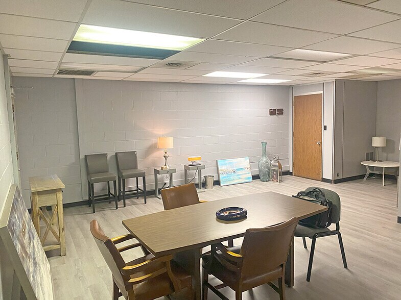 More Photos Of 2401 Mississippi Ave, Sauget Manufacturing For Lease