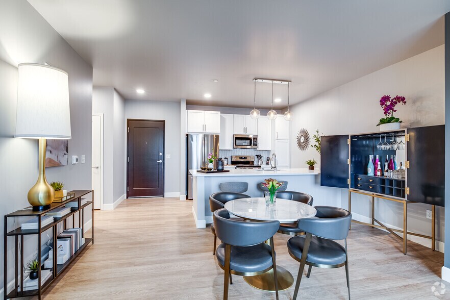 More Photos Of 800 Cretin Ave S, Saint Paul Apartments For Lease