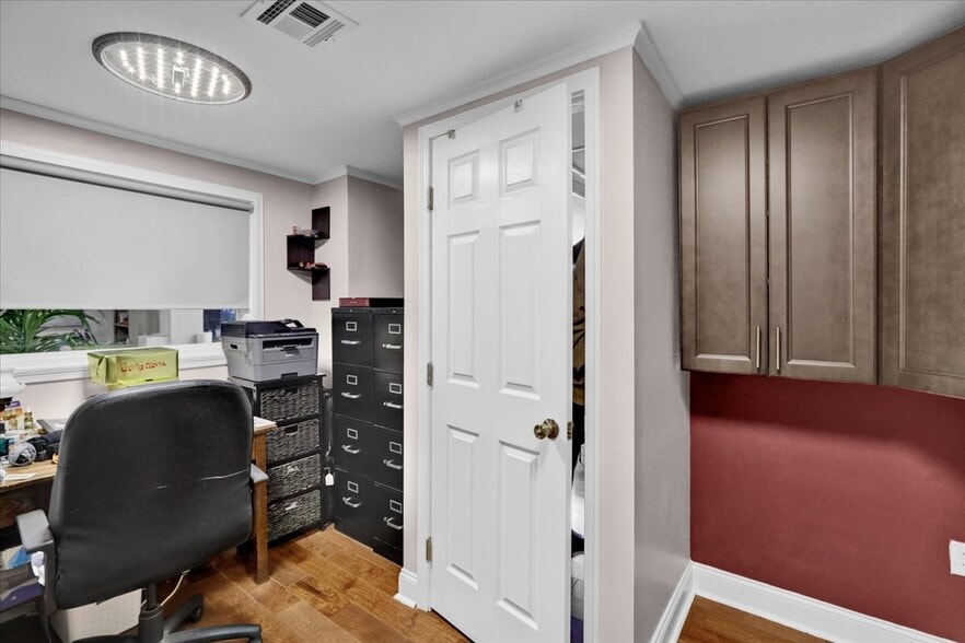 More Photos Of 22 New Holland ave, Shillington Sports And Entertainment For Sale