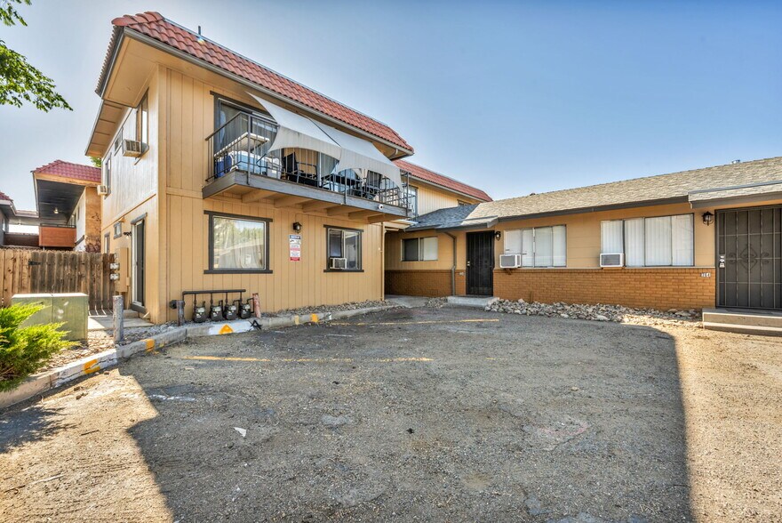 Primary Photo Of 372 Maine St, Reno Apartments For Sale