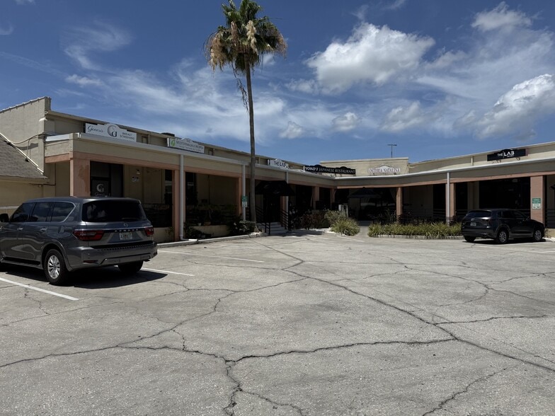 Primary Photo Of 3215-3217 S Macdill, Tampa Unknown For Lease