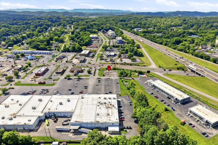 More Photos Of Merchants Dr, Knoxville Land For Lease
