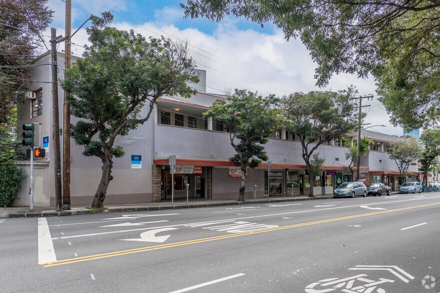 More Photos Of 1401-1415 Kalakaua Ave, Honolulu Storefront Retail Office For Sale