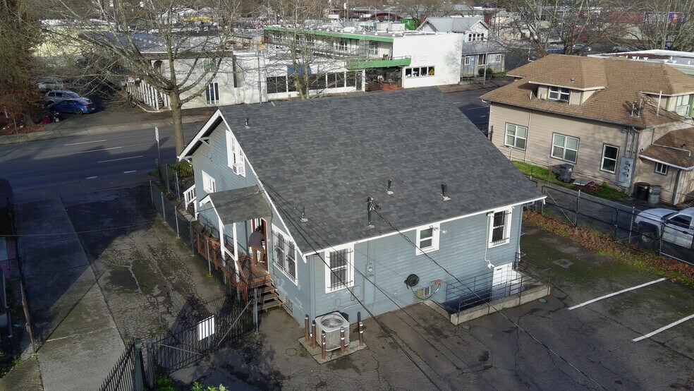 More Photos Of 970 W 7th Ave, Eugene Office For Sale