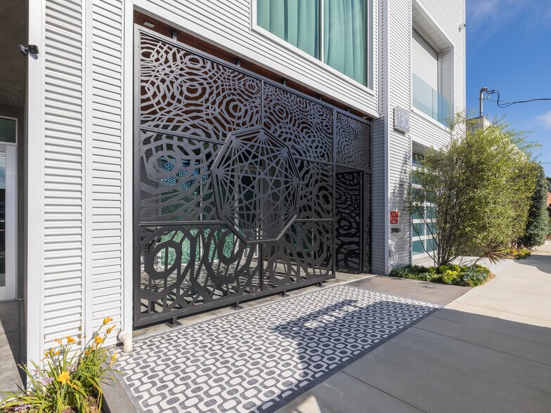 More Photos Of 130 Penn St, El Segundo Loft Creative Space For Sale