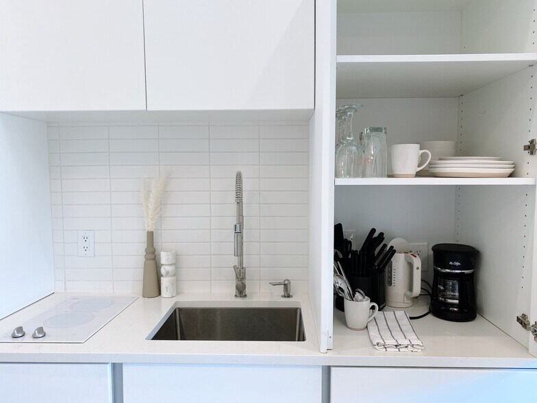 More Photos Of 711 N Douglas Ave, Oklahoma City Apartments For Sale