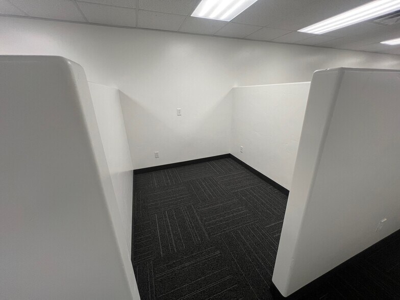 More Photos Of 1693 W American Way, Payson Warehouse For Sale