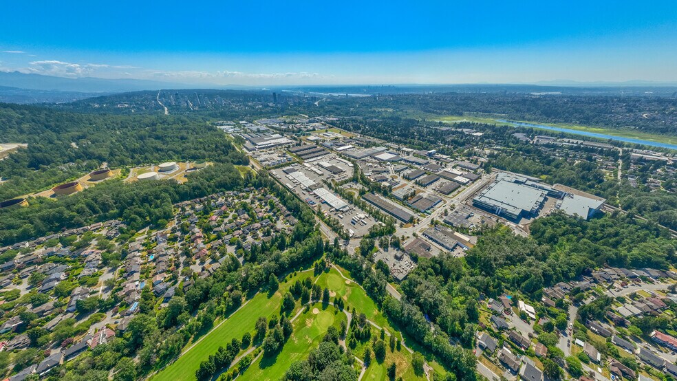 More Photos Of 7867 Express St, Burnaby Distribution For Lease