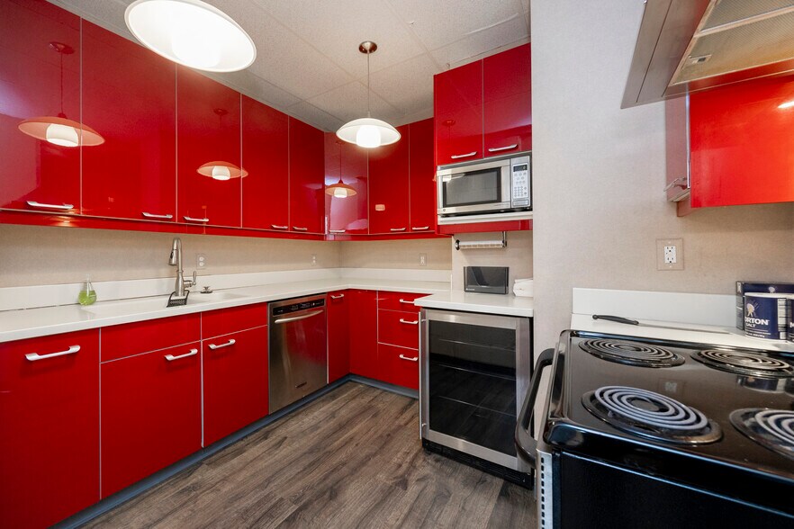More Photos Of 232 Conestoga Rd, Wayne Loft Creative Space For Sale