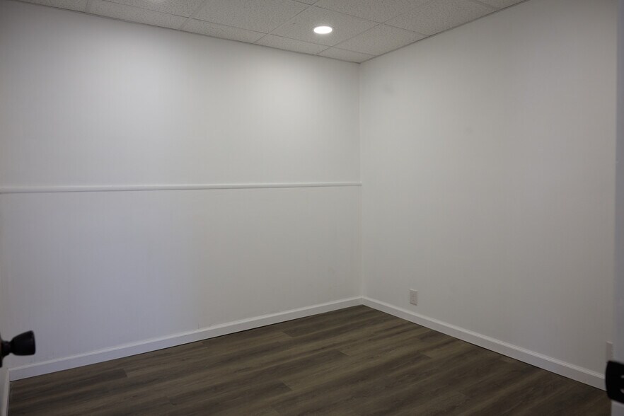 More Photos Of 3494 S Hamilton Rd, Columbus Office For Lease