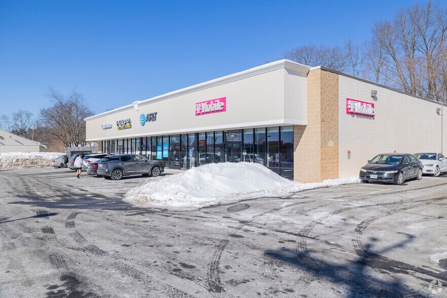 More Photos Of 902-908 S Willow St, Manchester Freestanding For Lease