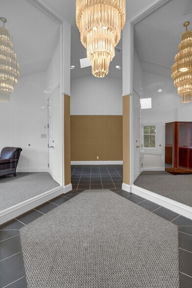 More Photos Of 1142-1148 Walker Rd, Great Falls Medical For Sale