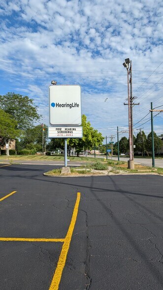 More Photos Of 5525 N Main St, Dayton Medical For Sale