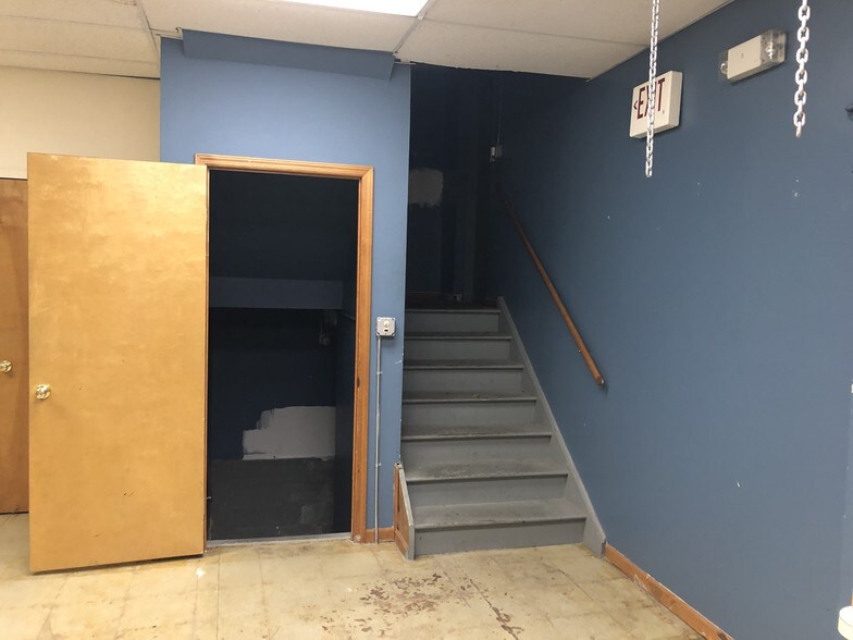 More Photos Of 178 Main Rd, Montville Flex For Lease