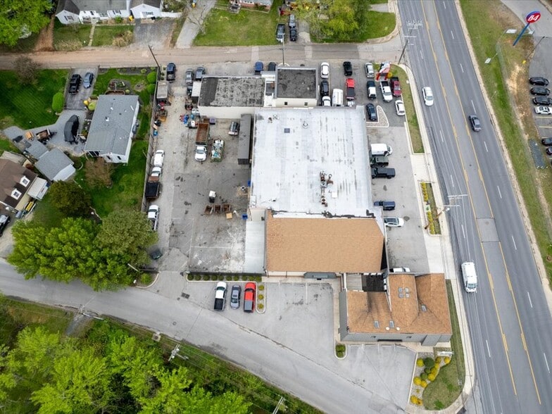 More Photos Of 7950 Fort Smallwood Rd, Baltimore Light Distribution For Lease