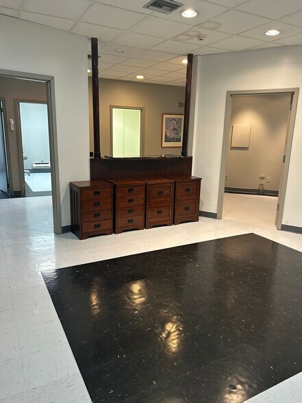 More Photos Of 510 Darby Rd, Havertown Medical For Sale