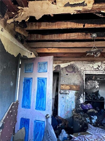 More Photos Of 129 May Ave, Barstow Apartments For Sale